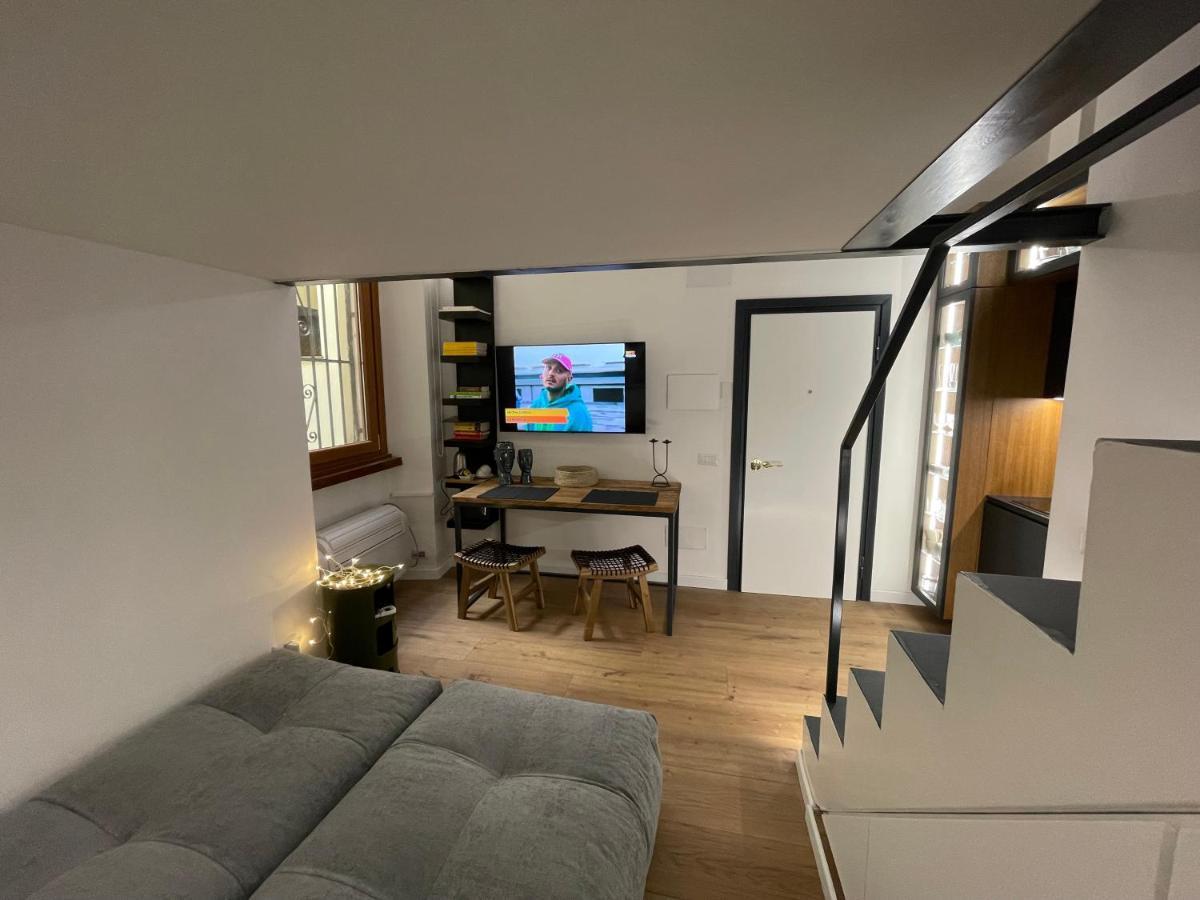 Casa Cappellari Design A Campo De' Fiori *